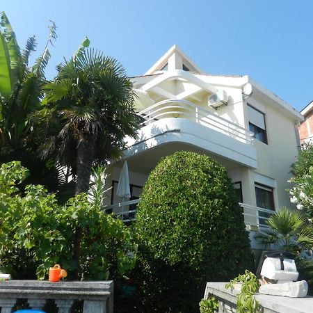 טיווט Apartments Sino More מראה חיצוני תמונה